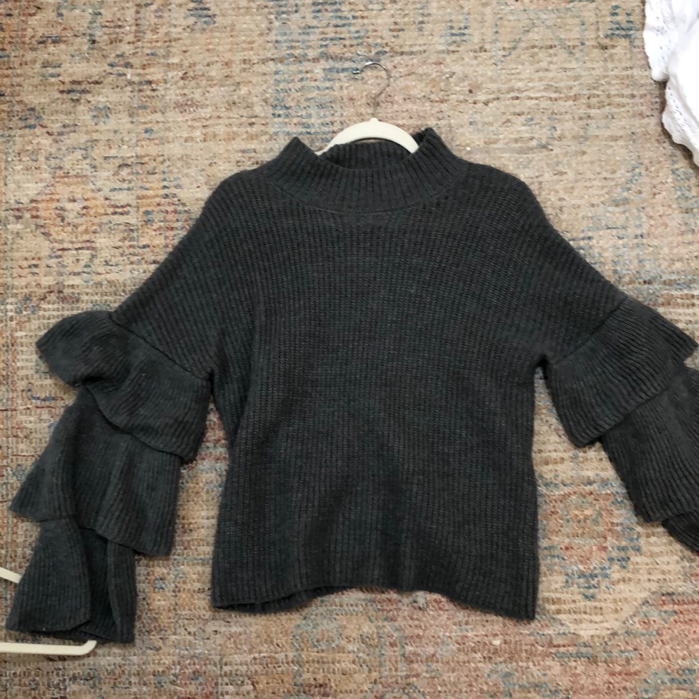Grey sweater